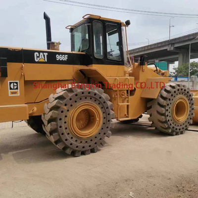Gebruikte CAT 966F wiellader met lage werktijden 0-2000 Gewicht 20000-21000 kg
