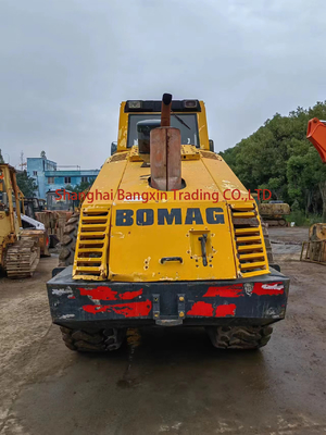 20 ton BOMAG BW 217D-2 wegroller met 30% kwaliteitsvermogen en in 2010 in Duitsland vervaardigd