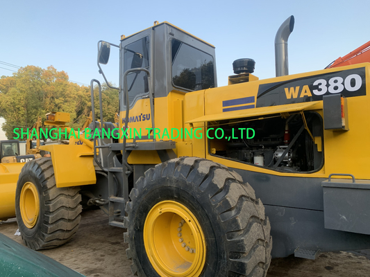 Beste aanbieding op Komatsu WA380 wiellader goede staat en gratis verzending gegarandeerd