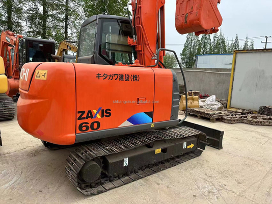 Hitachi ZX60 mini graafmachine Sterk vermogen en hydraulische stabiliteit voor uw constructie
