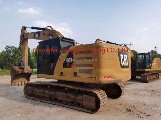 20 ton CAT 323 mini-graafmachine met een emmercapaciteit van 1,2 m3 en in goede staat