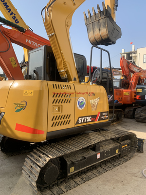 Wereldwijd gebruikte Sany SY75 Crawler Excavator met originele hydraulische klep