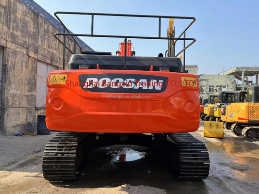 Gebruikte Doosan DX300LC-9C graafmachine met geavanceerde technologie en krachtige prestaties