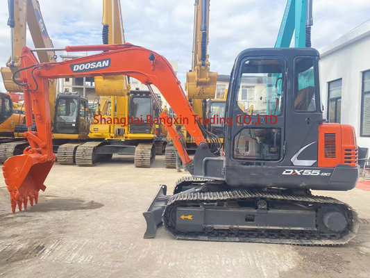 Gebruikte graafmachine Doosan DH55 met lage werktijden en originele hydraulische pomp