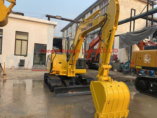 Gebruikte Komatsu PC56 graafmachine met 0,25 emmercapaciteit en 5600 kg machinegewicht