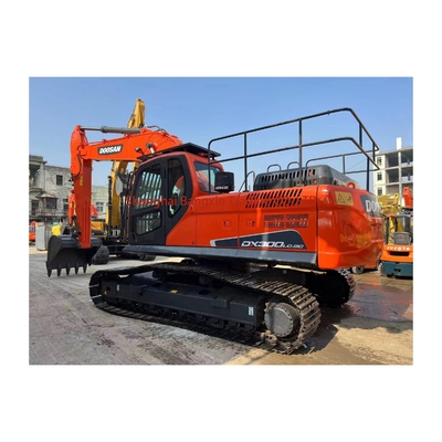 Gebruikte Doosan DX300LC-9C graafmachine met EPA/CE-certificering en 30000 kg gewicht