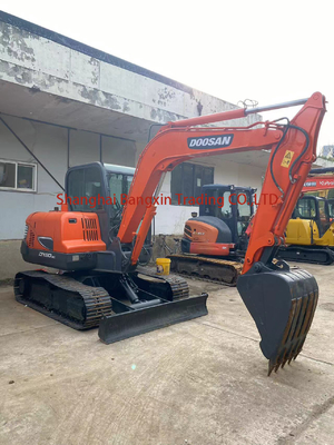 Ja we kunnen inspectie gebruikt Doosan graafmachine 6 ton in Shanghai 0,25 emmer capaciteit