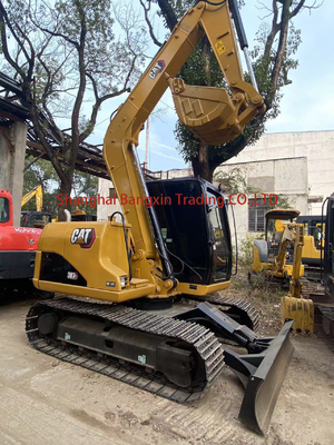 Komatsu PC40MR-3 tweedehands graafmachine in Japan met en 0,19 emmercapaciteit