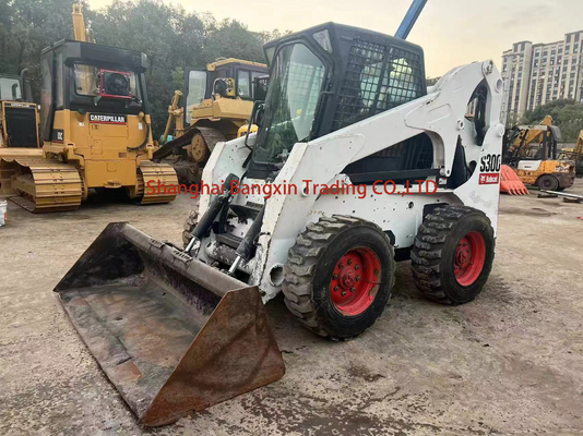 Mini Skid Steer Loader Bobcat S300 Originele hydraulische klep voor glad en nauwkeurig werk