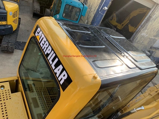 8Gebruikte graafmachine Cat 320CL met uitstekende werkprestaties en 1 emmer capaciteit