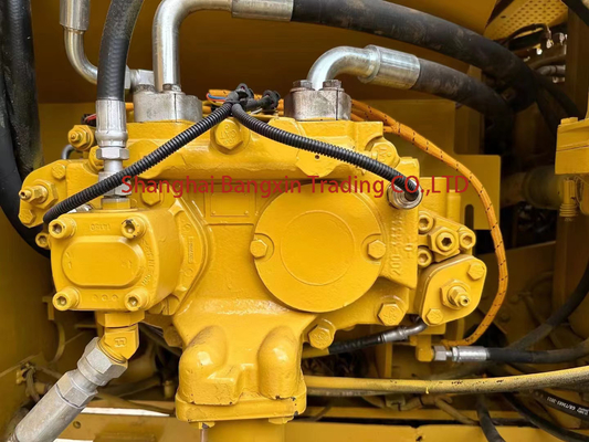 Gebruikte CAT 320 graafmachine met uitstekende werkprestaties en een emmercapaciteit van 1,0 m3